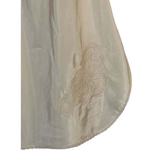 Sabrina Women's Soft Elastic Waist Curve Slit Pull On Half Slip Skirt Sz M Cream - Picture 2 of 6